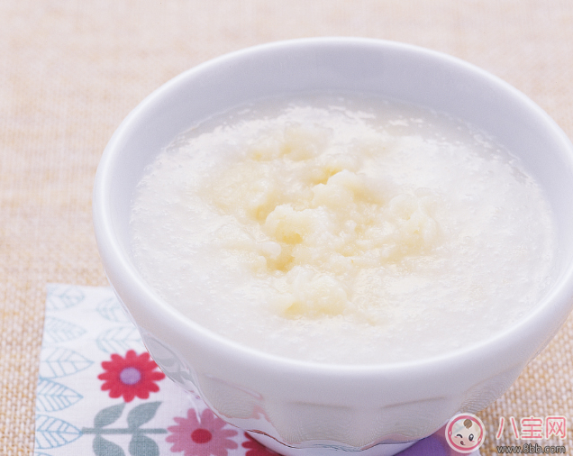 寶寶六個月大輔食：土豆稀粥