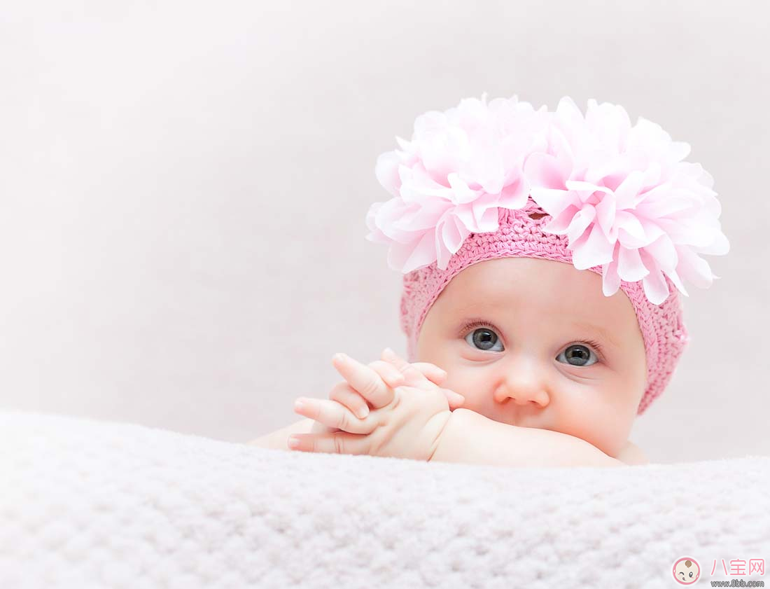 寶寶奶瓶選擇容量不需選最大 奶嘴孔型選擇大有學問