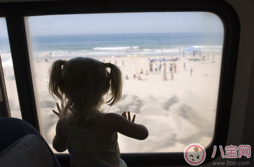 幾個月的寶寶可以坐臥鋪嗎 幾個月的寶寶坐火車要注意什么