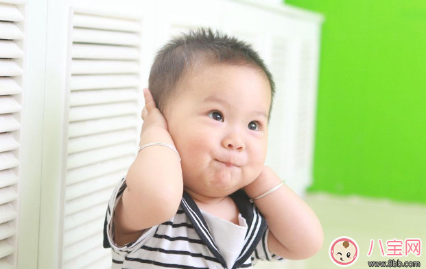 寶寶這些“嬰語(yǔ)”你懂嗎 寶寶動(dòng)作解答