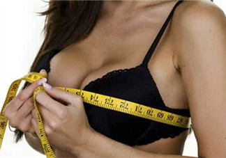 不用做豐胸手術 簡單運動豐胸最靠譜