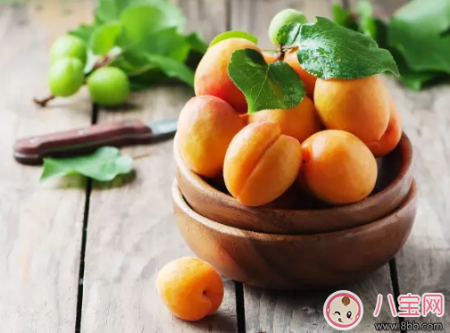 小男孩突然雙目緊閉暈倒 寶寶突然暈倒怎么辦