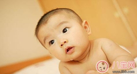 寶寶流口水是怎么回事 寶寶流口水嚴重怎么辦(寶寶可能生病了) 寶寶流口水是怎么回事 寶寶流口水嚴重怎么辦(寶寶可能生病了)
