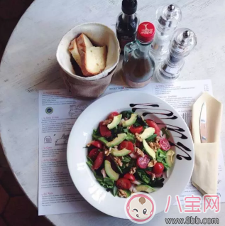 孕后減肥沒(méi)毅力 跟世界第一超模學(xué)習(xí)找對(duì)方法很關(guān)鍵 孕后減肥沒(méi)毅力 跟世界第一超模學(xué)習(xí)找對(duì)方法很關(guān)鍵