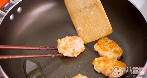 寶寶不吃魚怎么辦 孩子不吃魚怎么哄(沒有魚腥味的魚餅最適合) 寶寶不吃魚怎么辦 孩子不吃魚怎么哄(沒有魚腥味的魚餅最適合)