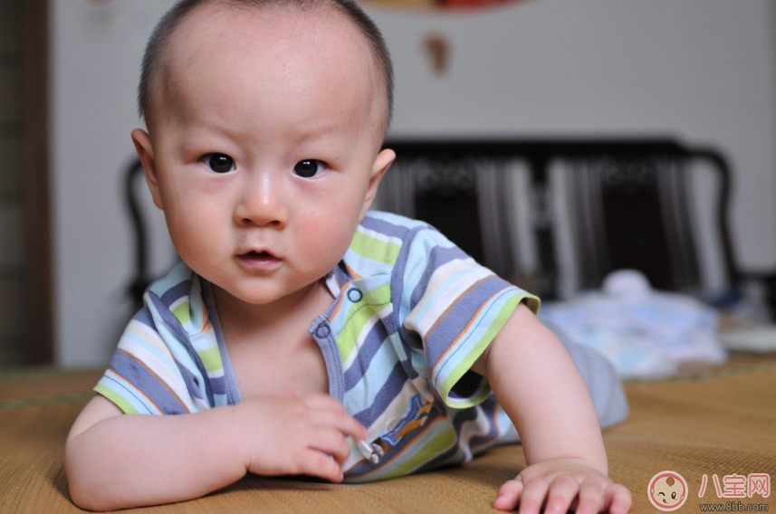 孩子內斜視怎么辦 怎么糾正孩子內斜視 孩子內斜視怎么辦 怎么糾正孩子內斜視