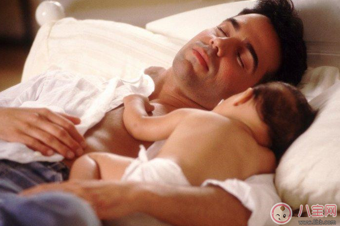 新晉奶爸陳冠希上線 曬女兒可愛小鞋子 新晉奶爸陳冠希上線 曬女兒可愛小鞋子