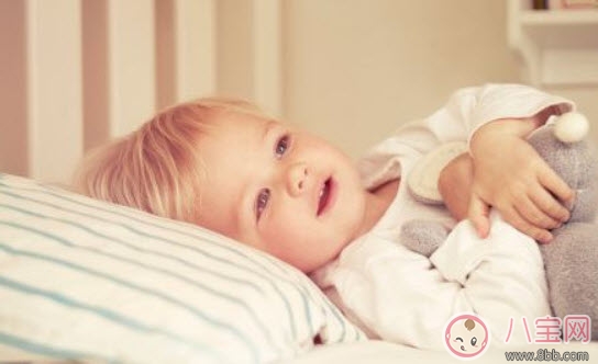 如何快速哄寶寶睡覺 快速哄寶寶睡覺的方法 如何快速哄寶寶睡覺 快速哄寶寶睡覺的方法