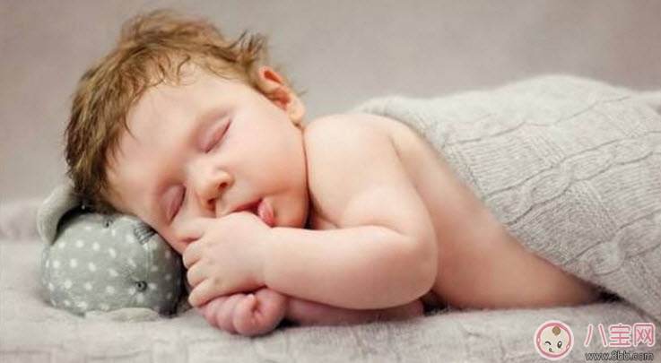 如何快速哄寶寶睡覺 快速哄寶寶睡覺的方法 如何快速哄寶寶睡覺 快速哄寶寶睡覺的方法