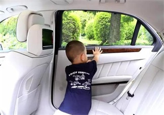 兩歲半女童被遺忘校車內怎么自救 孩子在外自救方法一定要會