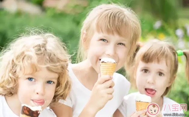 寶寶吃冰淇淋的壞處，孩子怎么吃冷飲才健康
