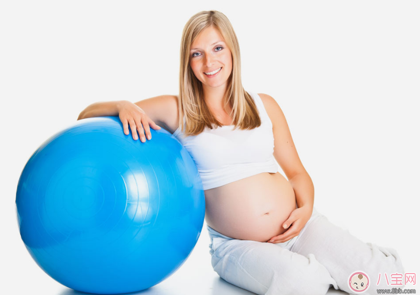 孕婦肚子沒事別亂摸 驚動胎兒可不好 孕婦肚子沒事別亂摸 驚動胎兒可不好