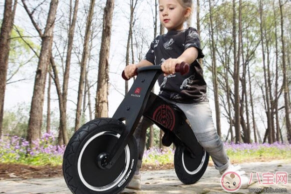 兒童騎行玩具有哪些 兒童騎行車的好處