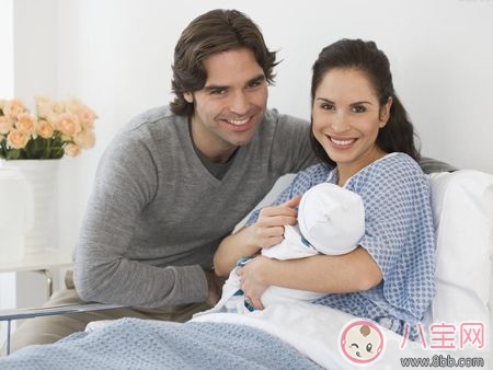 當(dāng)個(gè)暖爸可緩解孕媽生產(chǎn)疼痛 怪不得昆凌患多囊還準(zhǔn)備三胎計(jì)劃 當(dāng)個(gè)暖爸可緩解孕媽生產(chǎn)疼痛 怪不得昆凌患多囊還準(zhǔn)備三胎計(jì)劃