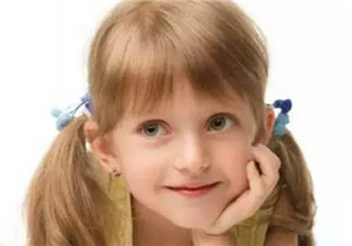 一歲女寶寶夏天發型 夏天一歲女寶寶發型有哪些(劉海+盤發)