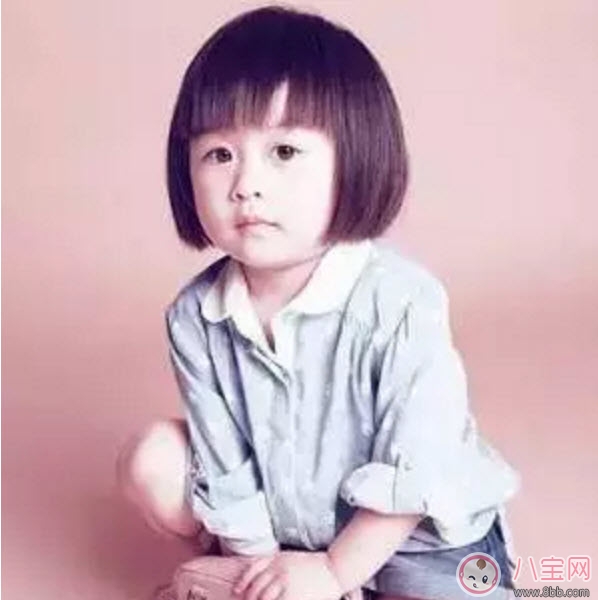 一歲女寶寶夏天發型 夏天一歲女寶寶發型有哪些(劉海+盤發)