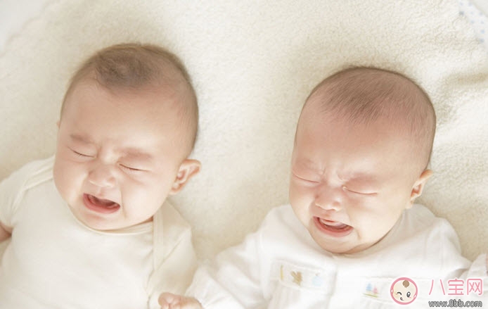 為什么寶寶睡前要哭鬧的原因 寶寶睡覺哭鬧怎么辦(注意力轉移大法) 為什么寶寶睡前要哭鬧的原因 寶寶睡覺哭鬧怎么辦(注意力轉移大法)