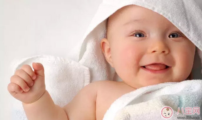 嬰兒寶寶耳朵護理 寶寶耳屎怎么處理(清理耳朵的八個步驟) 嬰兒寶寶耳朵護理 寶寶耳屎怎么處理(清理耳朵的八個步驟)