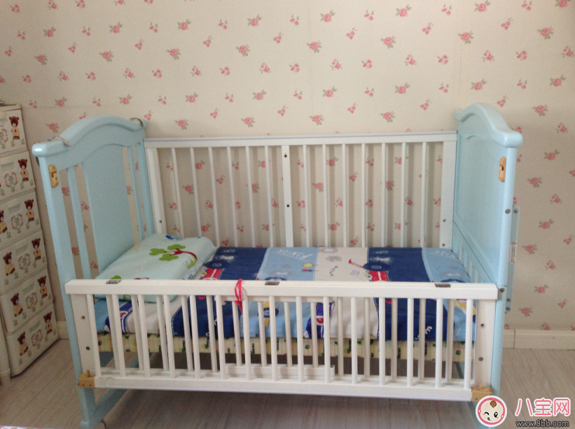 孩子?jì)雰悍吭趺床贾?不知是男是女怎么布置嬰兒房