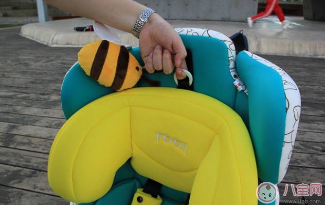 兒童安全椅需要嗎 小熊維尼兒童安全座椅測評