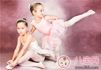 甜馨越來越美的原因 芭蕾舞蹈學(xué)習(xí)好處多 甜馨越來越美的原因 芭蕾舞蹈學(xué)習(xí)好處多
