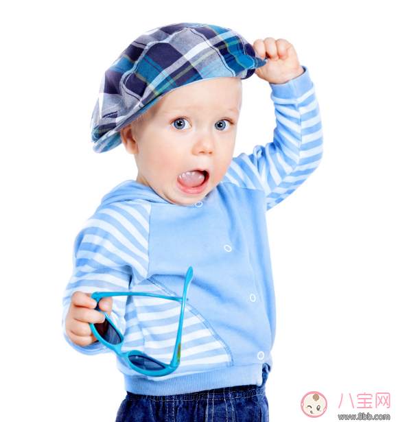 夏天怎么保護寶寶的眼睛 孩子帶太陽鏡真的護眼嗎