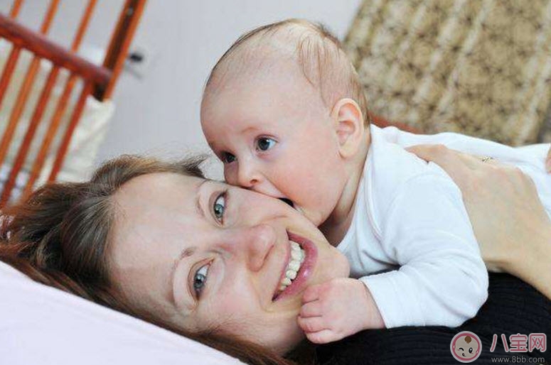 寶寶各種動作的意思 嬰語是什么有哪些 寶寶各種動作的意思 嬰語是什么有哪些