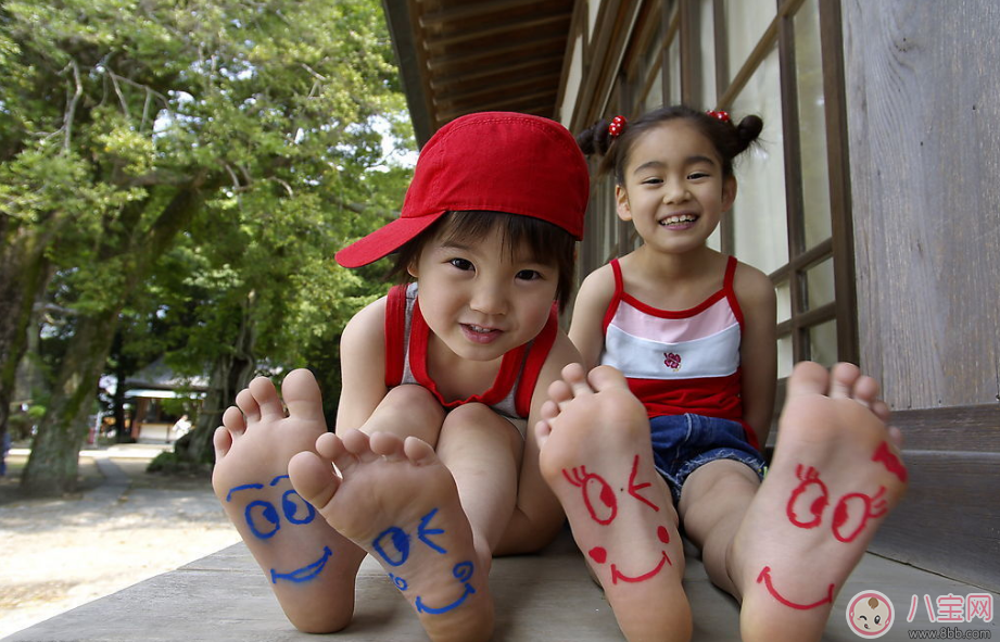 被孩子氣的發瘋怎么辦 如何處理與孩子之間的關系