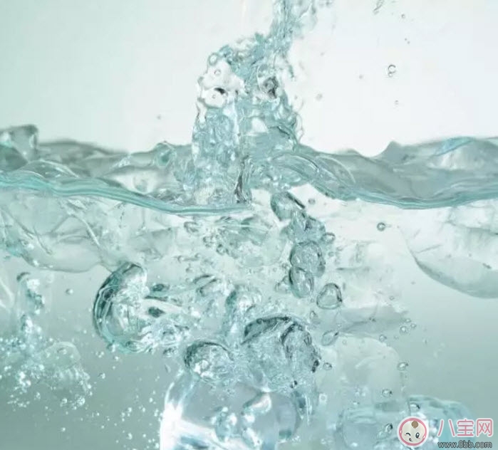 夏季寶寶泌尿道感染的癥狀 寶寶泌尿道感染怎么辦