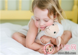 夏季寶寶便秘消化不良 羊奶粉助消化又營養