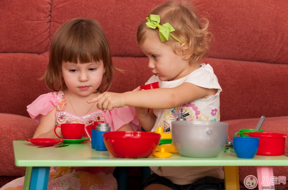 交朋友故事：小蝙蝠菲利烏斯