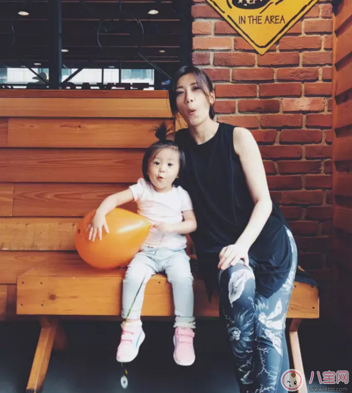 賈靜雯孕后快速恢復身材 秘訣在吃早餐前運動 賈靜雯孕后快速恢復身材 秘訣在吃早餐前運動