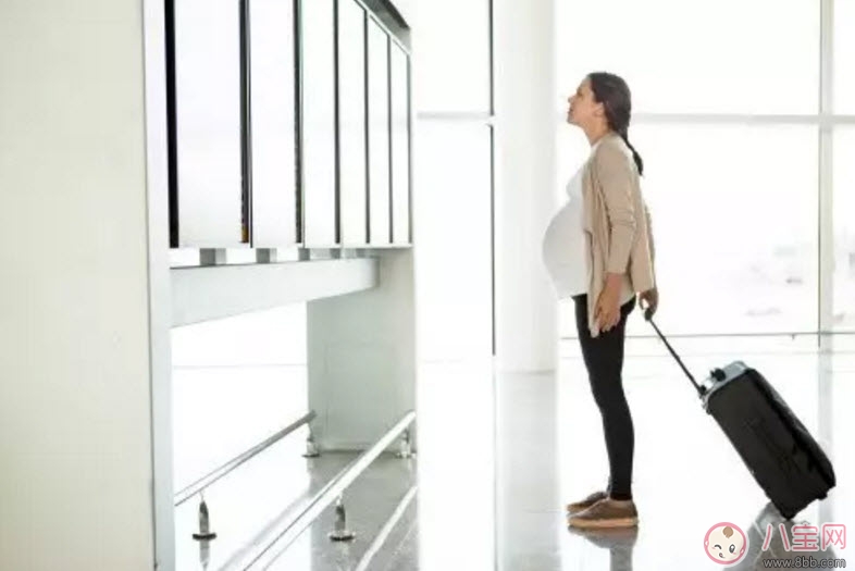 孕婦懷孕多少周不能坐飛機 孕婦坐飛機安檢輻射有影響嗎。