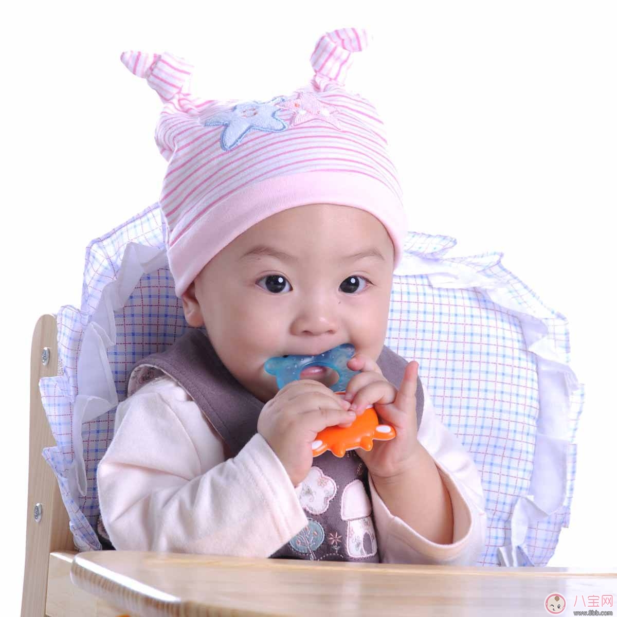 寶寶長牙不舒服 家長應該如何護理