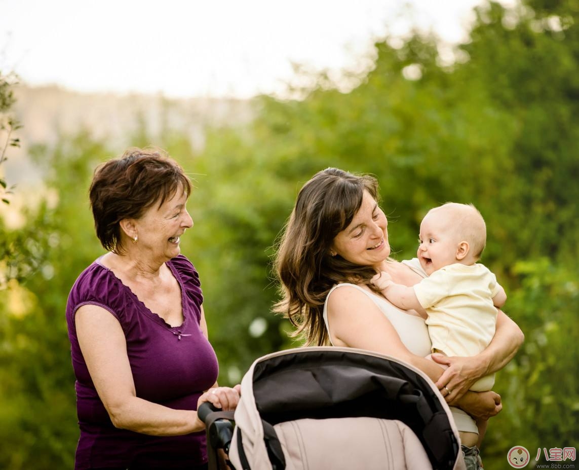 出游帶寶寶乘車錯(cuò)誤觀念 小細(xì)節(jié)要注意 出游帶寶寶乘車錯(cuò)誤觀念 小細(xì)節(jié)要注意