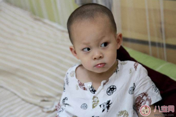 寶寶愛生氣爸爸媽媽怎么應對自如 寶寶生氣解決方法 寶寶愛生氣爸爸媽媽怎么應對自如 寶寶生氣解決方法