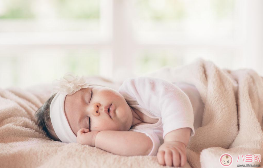 孩子喜歡晚睡有這些危害 如何培養孩子早睡的習慣 孩子喜歡晚睡有這些危害 如何培養孩子早睡的習慣