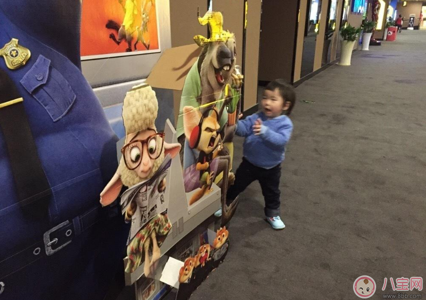 孩子看電影怎么看 孩子看電影注意規(guī)則