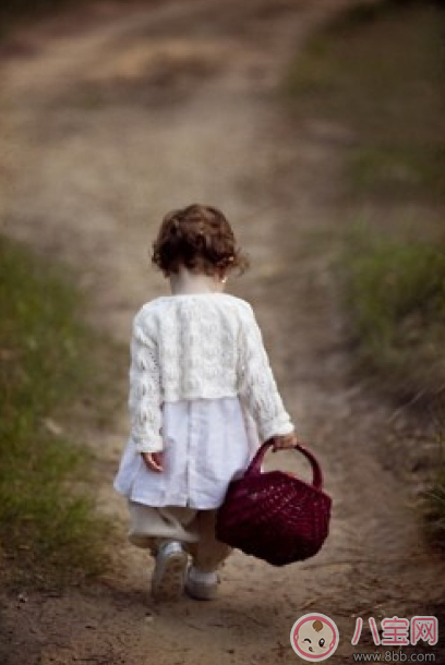 孩子離家出走怎么辦 擁有一個安寧的家庭才是孩子不離家出走的保障