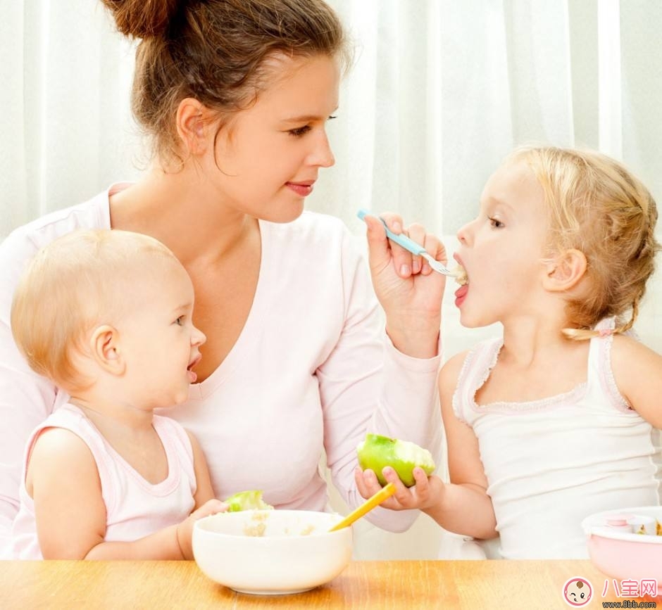 產后掉發嚴重怎么辦  產后掉發如何正確預防