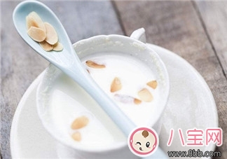 哺乳期喝杏仁奶好處多 美容養(yǎng)顏還補(bǔ)鈣 哺乳期喝杏仁奶好處多 美容養(yǎng)顏還補(bǔ)鈣