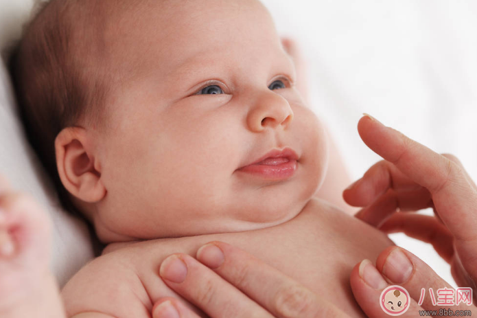 幼兒鼻子不通氣的妙招 寶寶鼻塞處理方法2017 幼兒鼻子不通氣的妙招 寶寶鼻塞處理方法2017