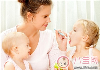 立秋后照顧小孩子應該注意什么 照顧寶寶注意事項 立秋后照顧小孩子應該注意什么 照顧寶寶注意事項