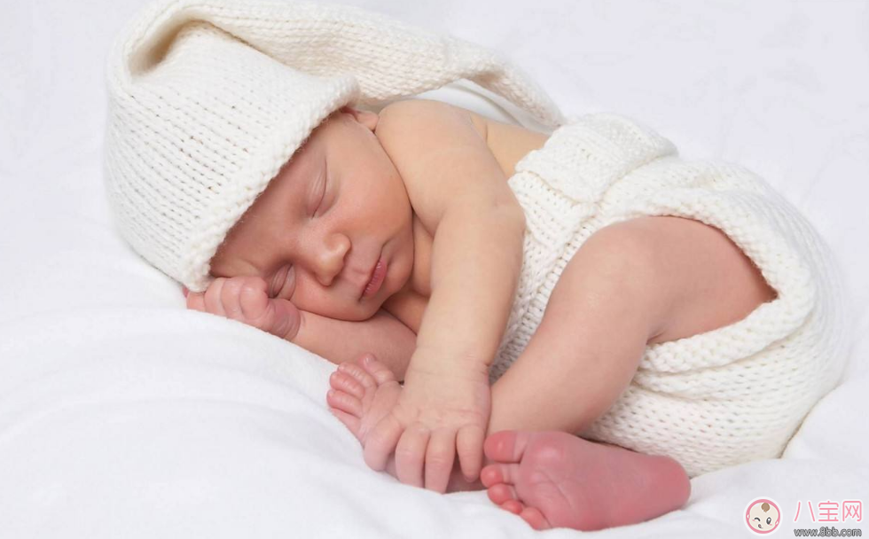 孩子不到一周歲別給他喝蜂蜜 別因為老方法就致孩子健康于不顧 孩子不到一周歲別給他喝蜂蜜 別因為老方法就致孩子健康于不顧