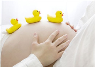 最強產婦給自己接生 國外流行不代表可隨意模仿