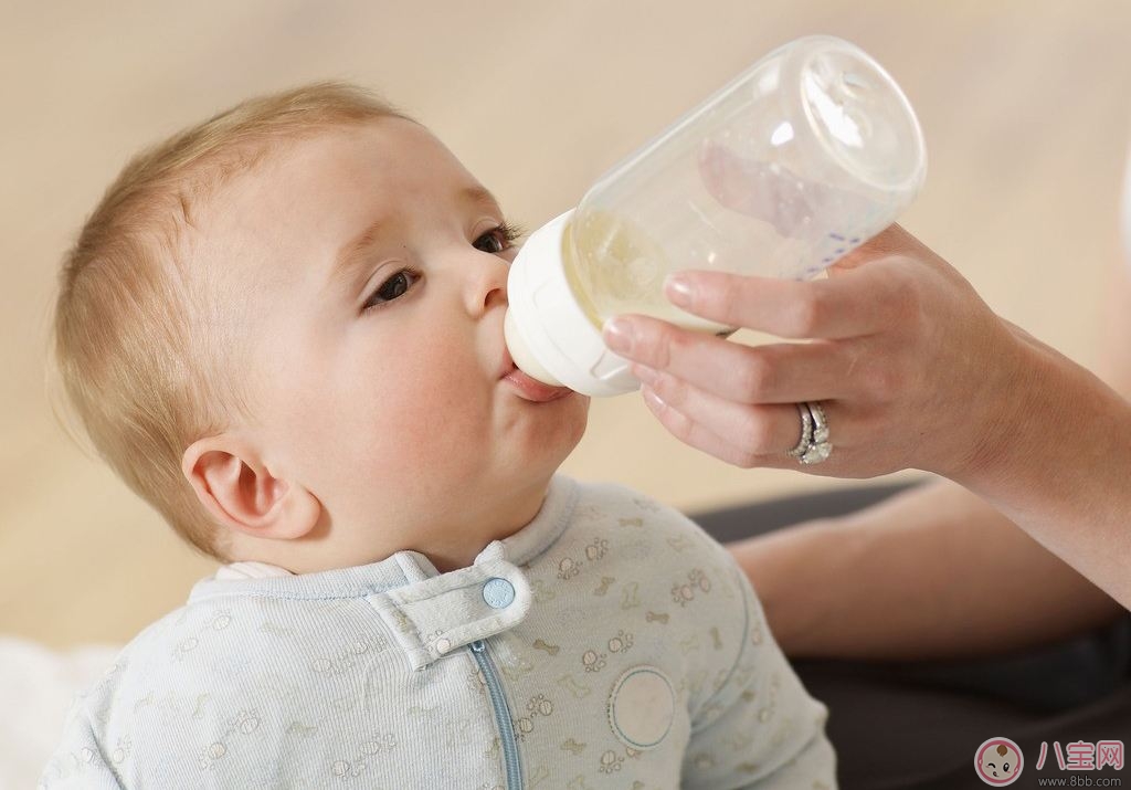 寶寶不吃奶瓶怎么辦?終于有招兒治了! 寶寶不吃奶瓶怎么辦?終于有招兒治了!