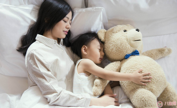 寶寶發(fā)燒神志不清 寶寶發(fā)燒這些情況一定要立馬就醫(yī)