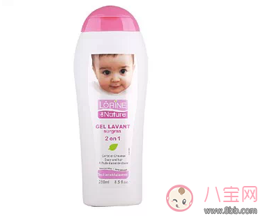 孩子到處爬爬爬身上臟 寶寶洗澡用沐浴露選擇方法 孩子到處爬爬爬身上臟 寶寶洗澡用沐浴露選擇方法