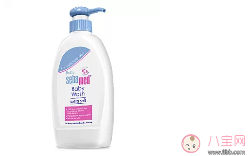 孩子到處爬爬爬身上臟 寶寶洗澡用沐浴露選擇方法 孩子到處爬爬爬身上臟 寶寶洗澡用沐浴露選擇方法