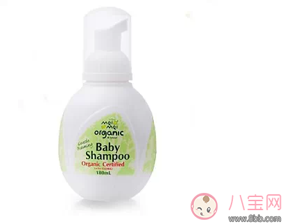 孩子到處爬爬爬身上臟 寶寶洗澡用沐浴露選擇方法 孩子到處爬爬爬身上臟 寶寶洗澡用沐浴露選擇方法